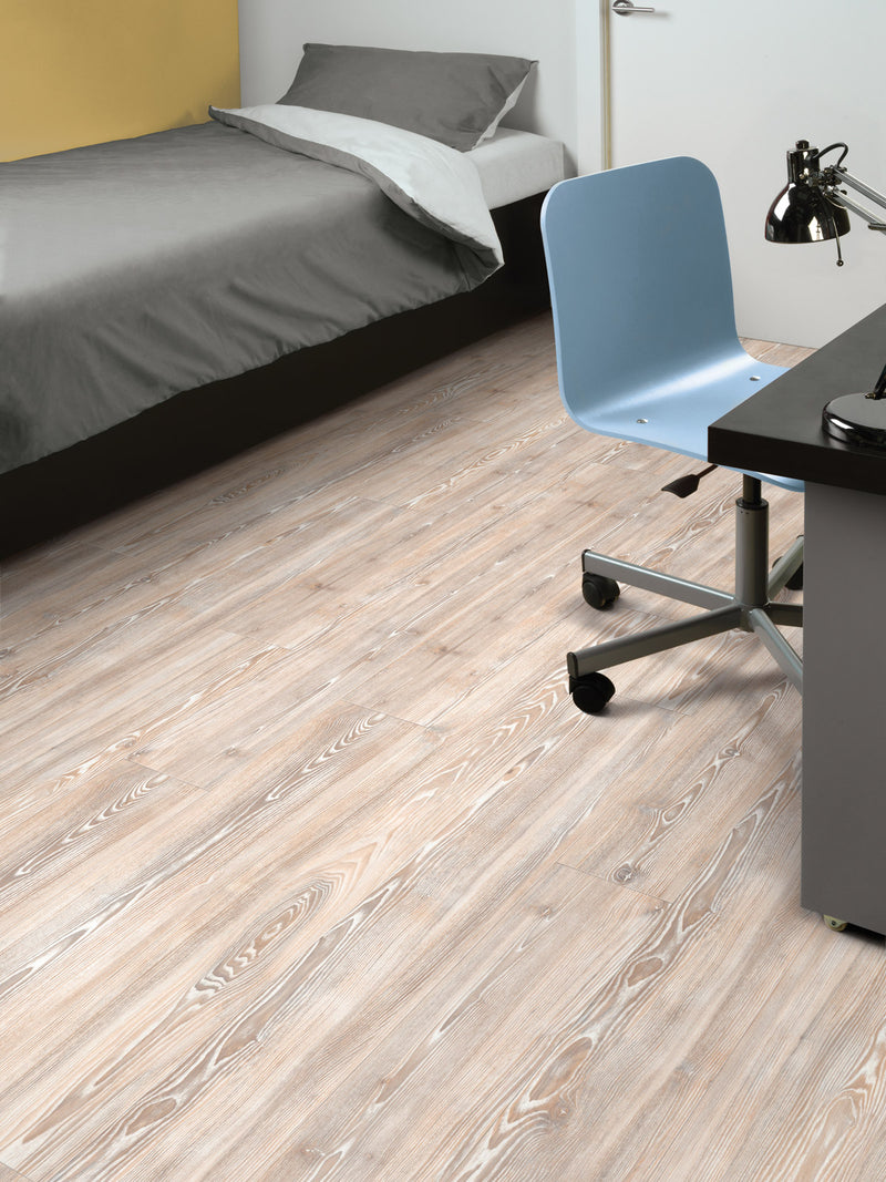 Amtico Worn Ash Rustic Effect Luxury Click Smart Grey Wood Effect Vinyl Flooring With Integrated Underlay